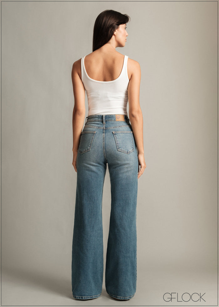 Mid Wash Wide Leg Jean - Short Length - 150726