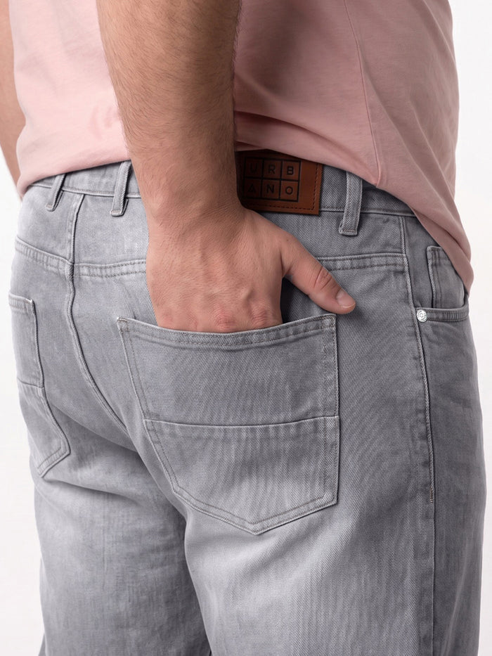 Plus Men's Ice Grey Relaxed Fit Washed Denim Jeans Non-Stretchable
