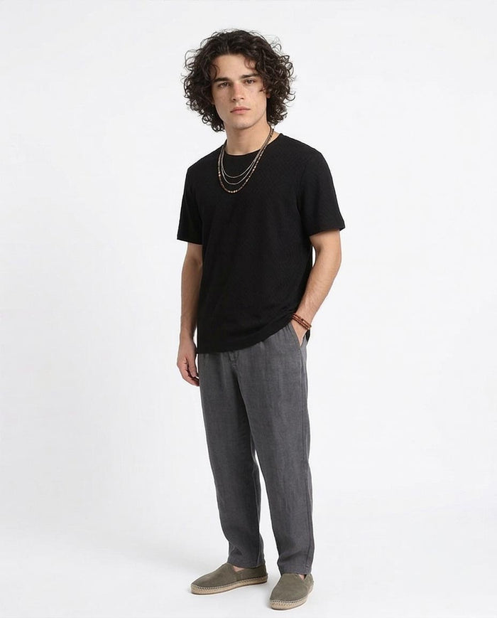 Ravin Men’s Diamond-Grid Textured Crew Neck T-Shirt - Black - R210011