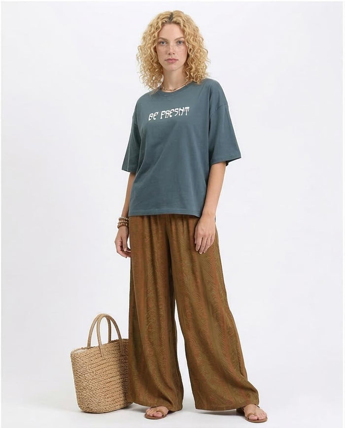 Ravin Oversized "Be Present" Graphic Tee – Slate Blue - R209130