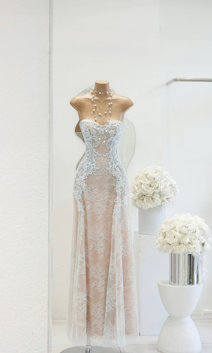 Acelia Dress