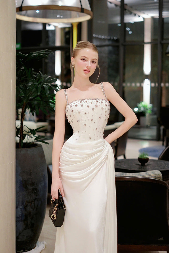 White / M