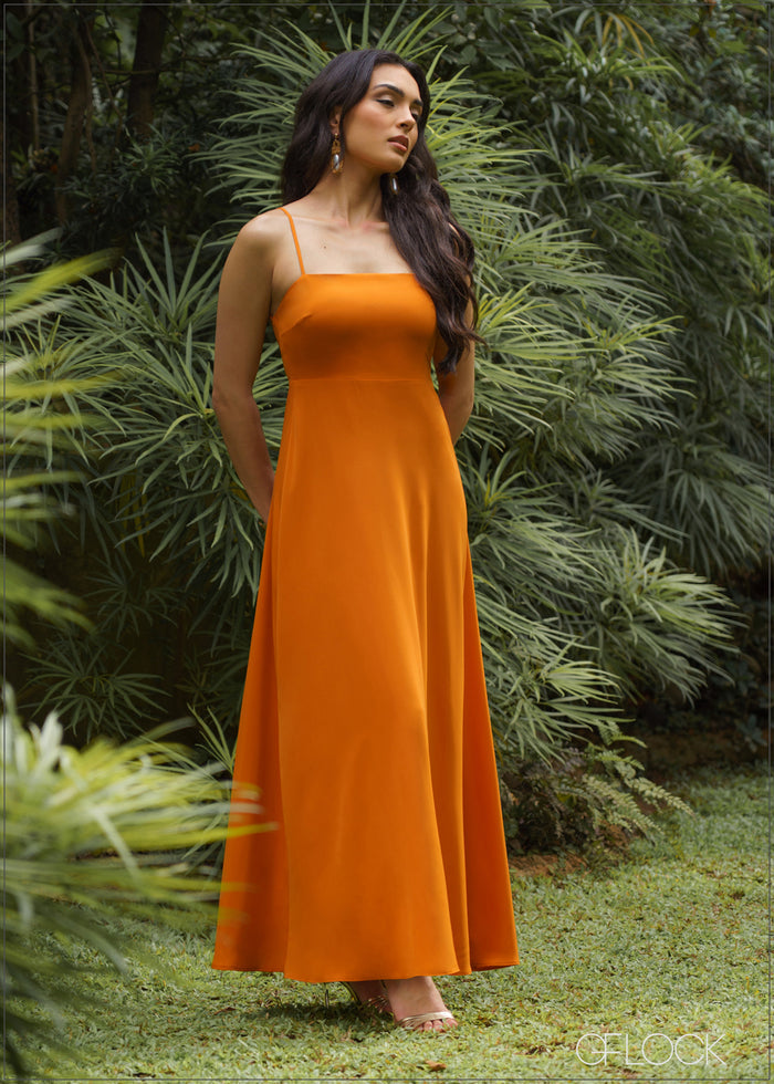 Backless Strappy Maxi Dress - 090526