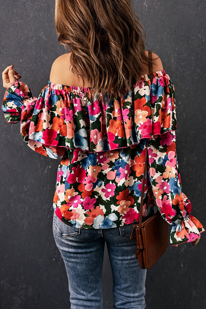 Blouse à volants et-A WOMAN WE LOVE