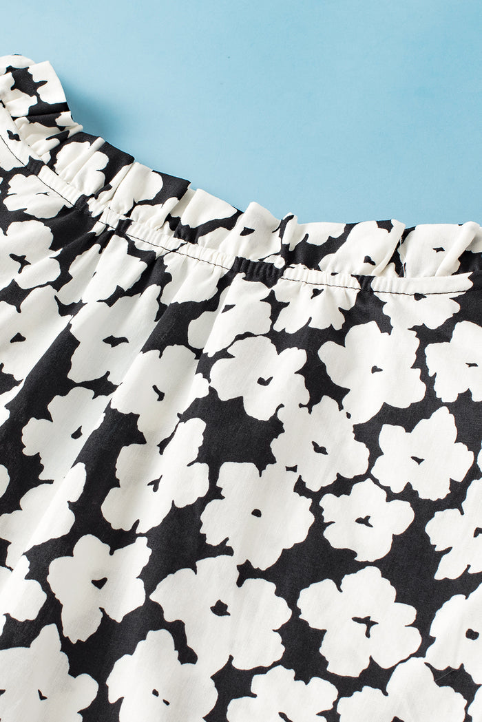 Blouse noire à manches volantées superposées Ric Rac contrastée à fleurs-A WOMAN WE LOVE