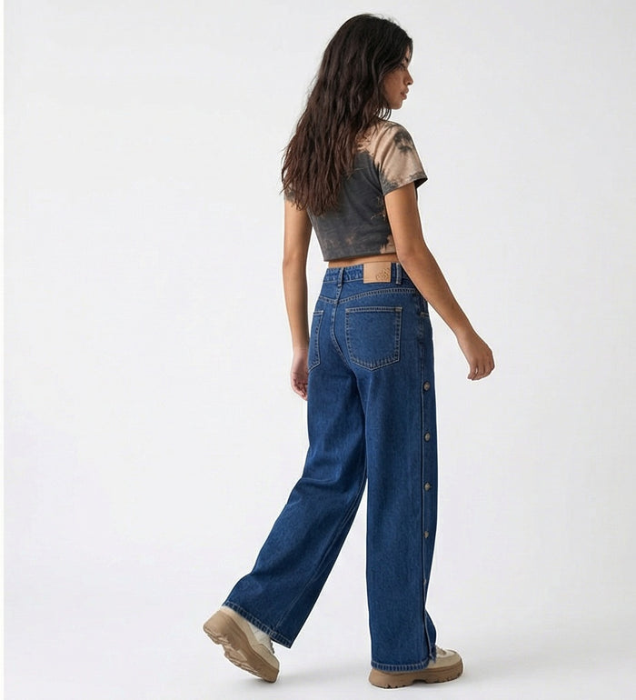 Button-Detail Wide Leg Indigo Jeans - R216411