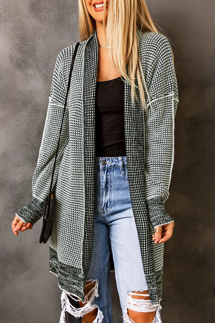 Cardigan long tricoté à carreaux gris ouvert sur le devant-A WOMAN WE LOVE