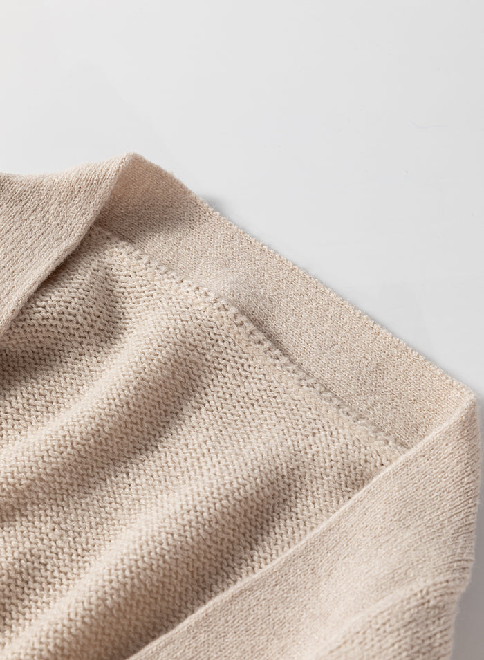 Cardigan long tricoté beige avec poches latérales ouvertes sur le devant-A WOMAN WE LOVE