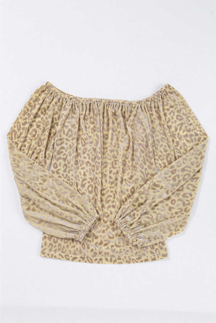 Chemisier à manches longues et épaules dénudées en velours léopard beige-A WOMAN WE LOVE