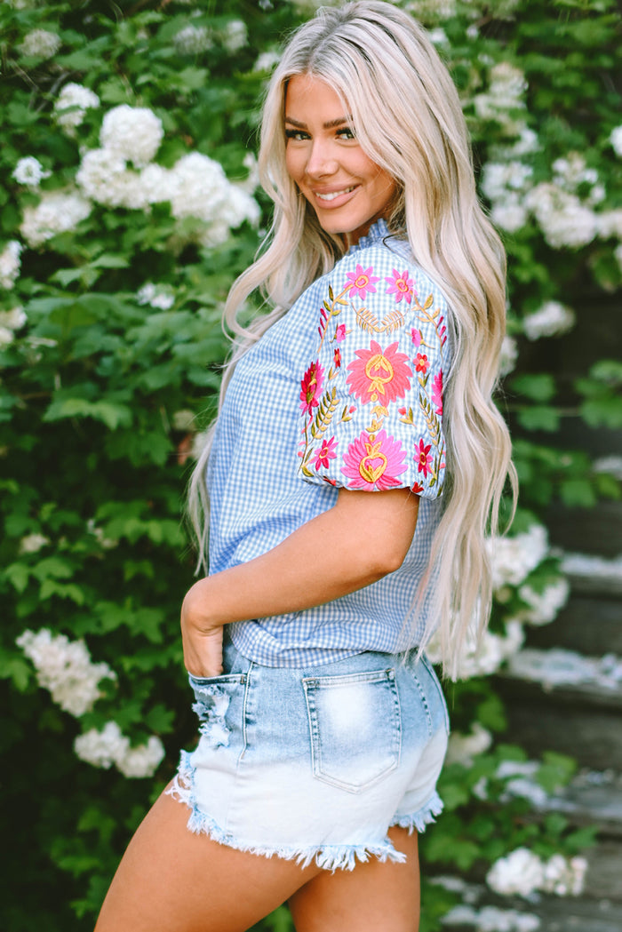 Chemisier bleu clair à manches bouffantes *-A WOMAN WE LOVE