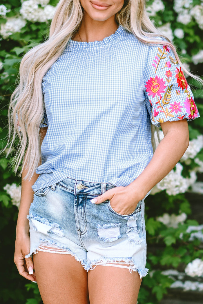 Chemisier bleu clair à manches bouffantes *-A WOMAN WE LOVE