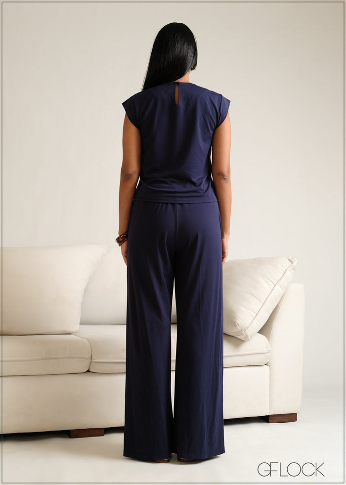 Crew Neck Relaxed Top - 230526