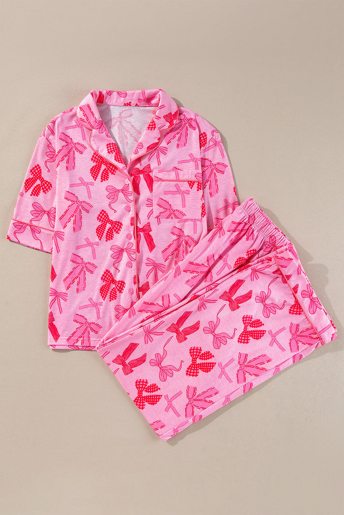 Ensemble pyjama rose à manches courtes et pantalon à col à revers imprimé nœud papillon-A WOMAN WE LOVE