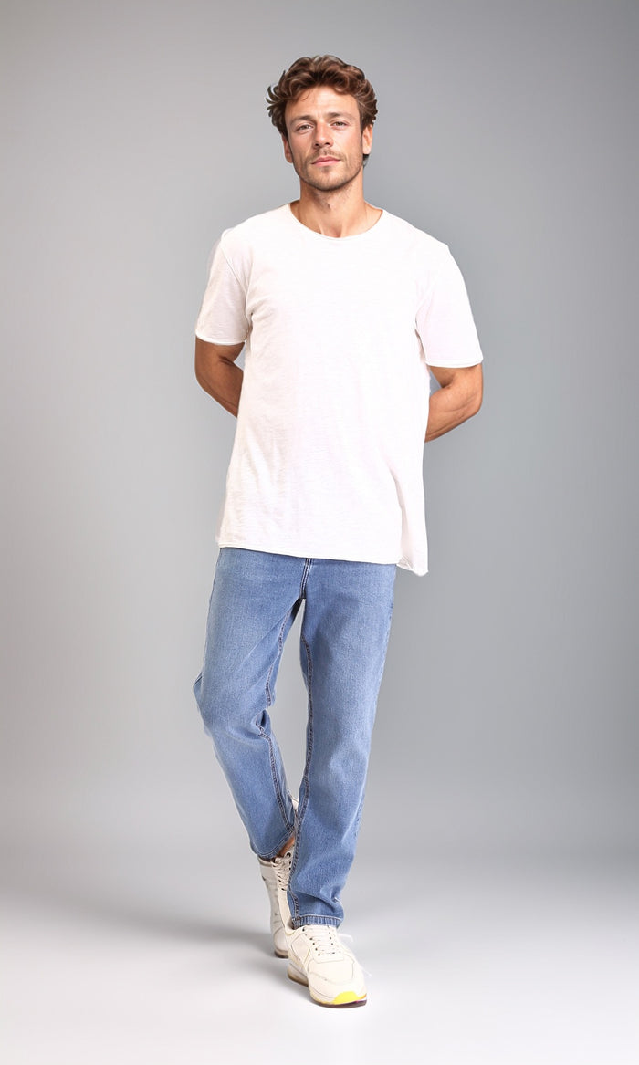 Essential Mid-Wash Straight Leg Denim Jeans - 0192750