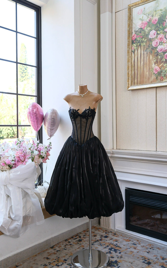 Evania Dress (On hand)