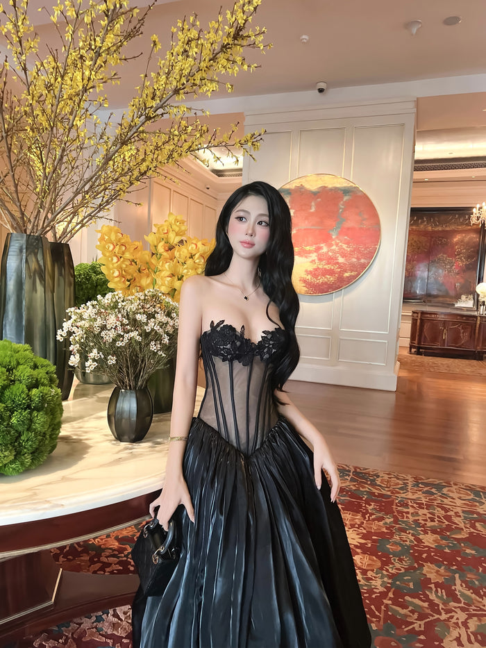 Evania Dress (On hand)