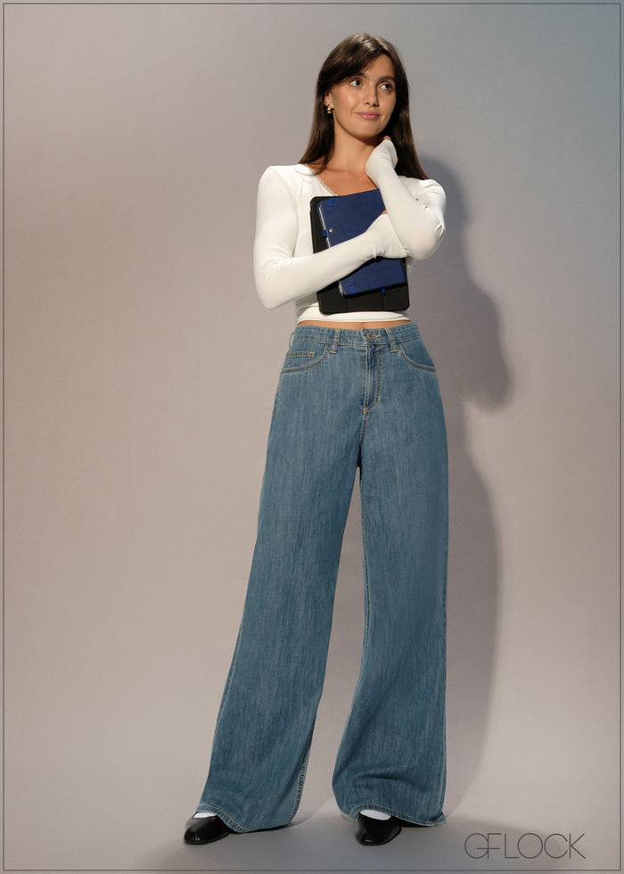Light Wash Wide Leg Jean - Long Length - 250626