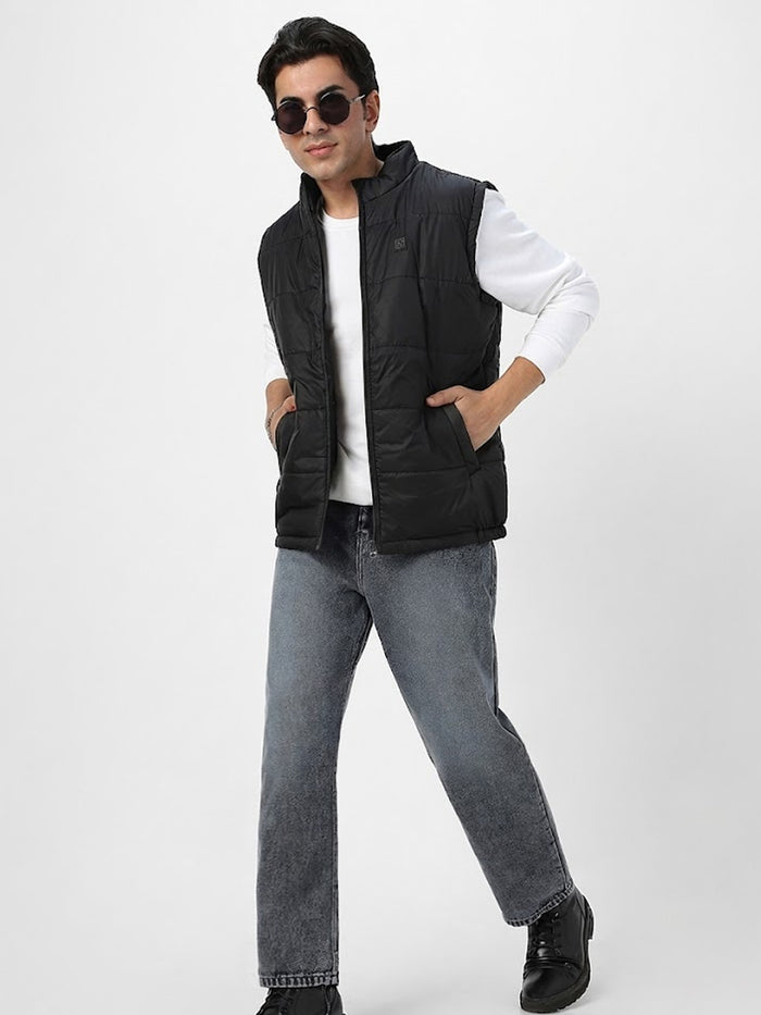Men's Black Sleeveless Zippered Puffer Jacket