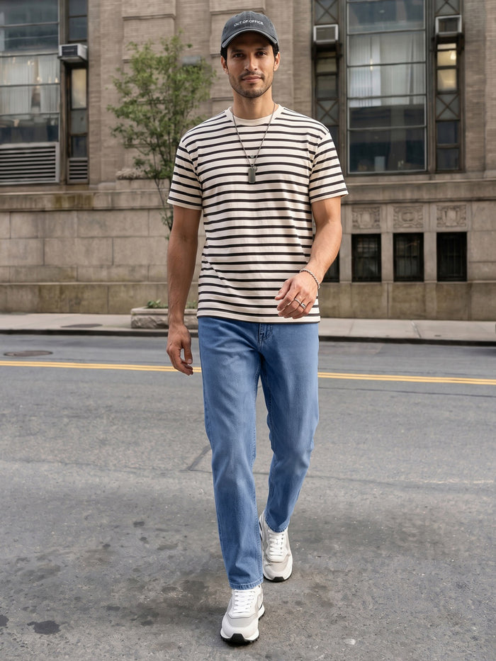 Men's Light Blue Relaxed Fit Washed Denim Jeans Non-Stretchable