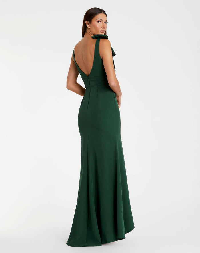 Petite Green Sleeveless V Neck Bow Detail Mermaid Gown Mac Duggal