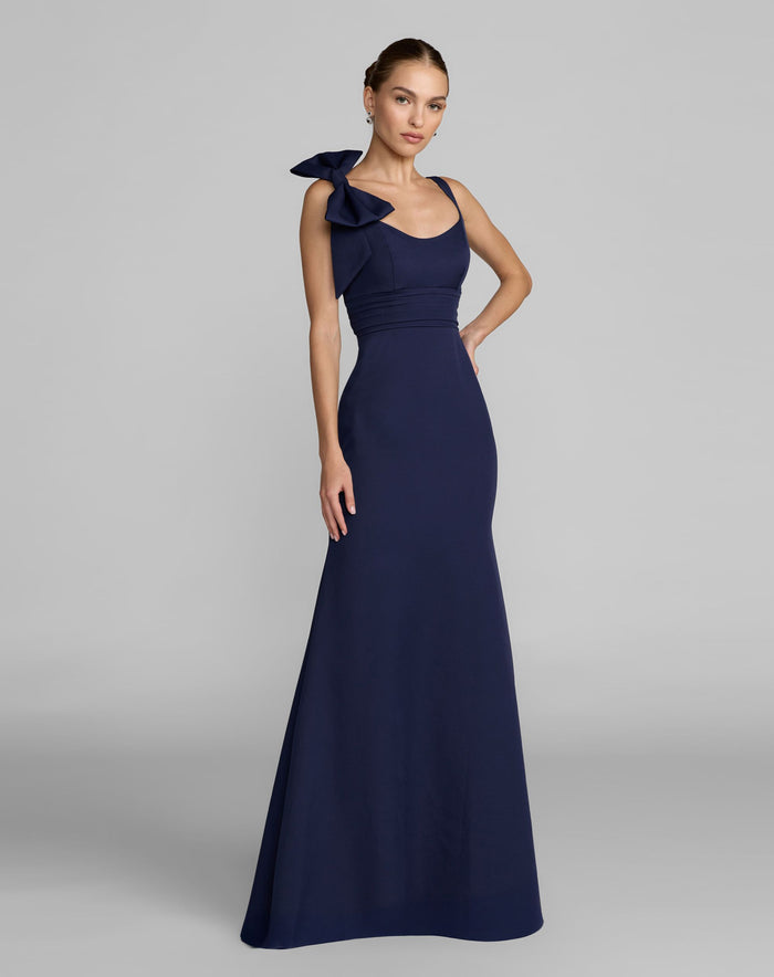 Petite Navy Scoop Neck Trumpet Gown with Bow - Ieena for Mac Duggal
