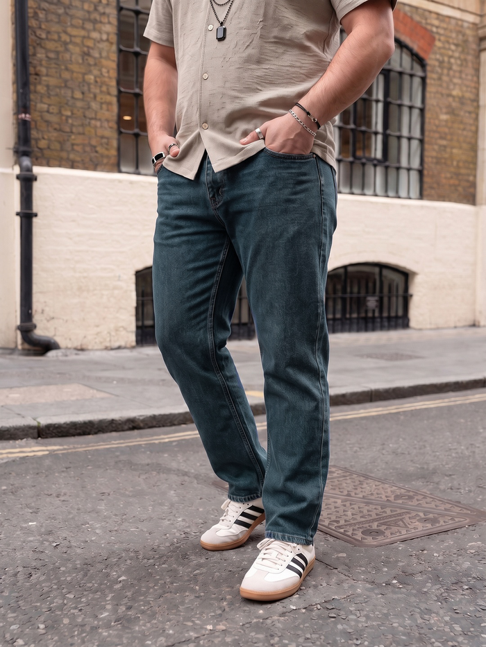 Plus Men's Blue Relaxed Fit Washed Denim Jeans Non-Stretchable
