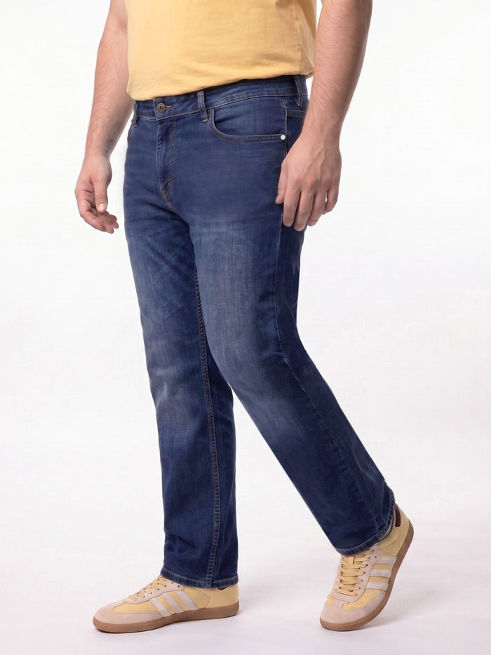 Plus Men's Dark Blue Relaxed Fit Washed Denim Jeans Non-Stretchable