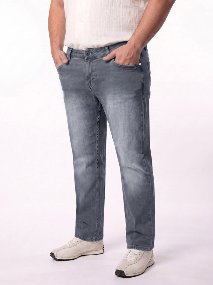 Plus Men's Grey Relaxed Fit Washed Denim Jeans Non-Stretchable