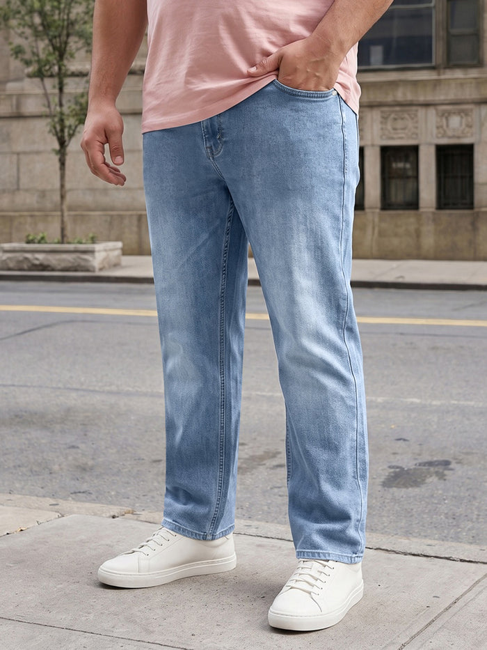 Plus Men's Ice Blue Relaxed Fit Washed Denim Jeans Non-Stretchable