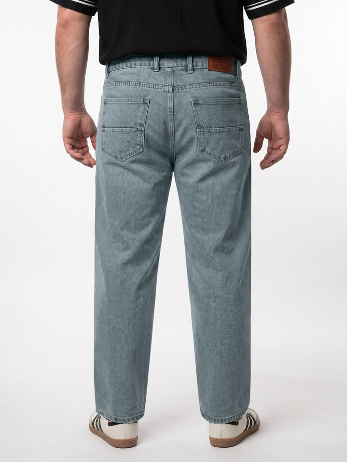 Plus Men's Ice Blue Relaxed Fit Washed Denim Jeans Non-Stretchable
