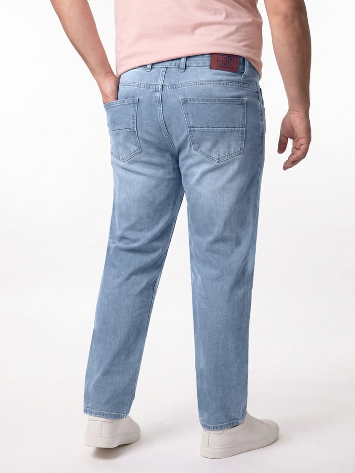 Plus Men's Ice Blue Relaxed Fit Washed Denim Jeans Non-Stretchable