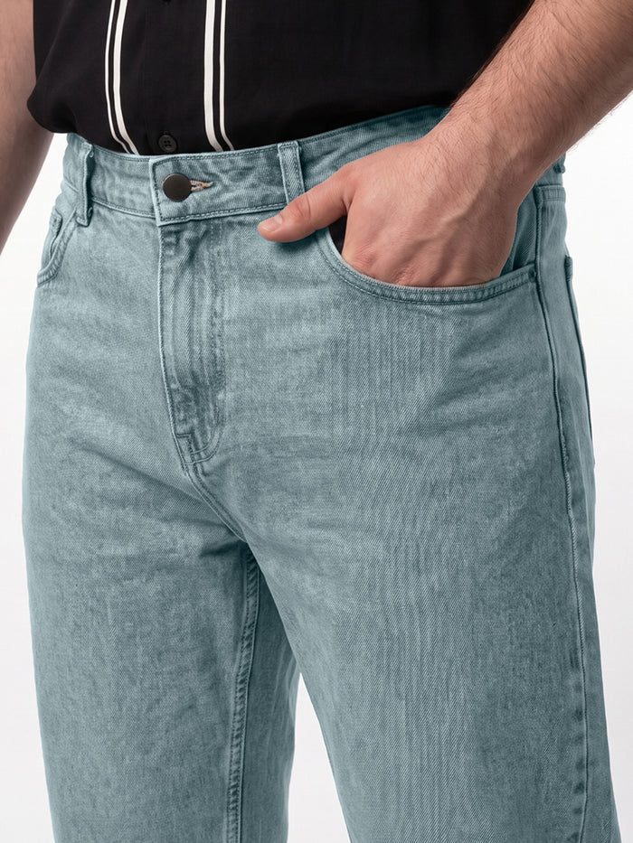 Plus Men's Ice Blue Relaxed Fit Washed Denim Jeans Non-Stretchable