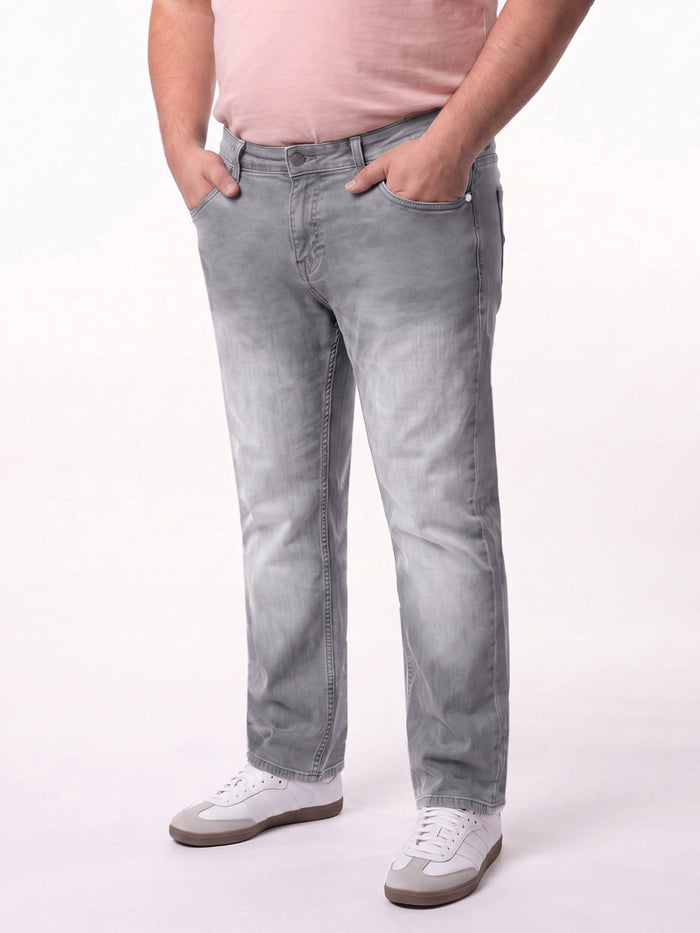 Plus Men's Ice Grey Relaxed Fit Washed Denim Jeans Non-Stretchable