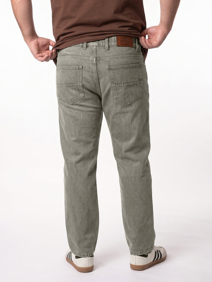 Plus Men's Ice Grey Relaxed Fit Washed Denim Jeans Non-Stretchable