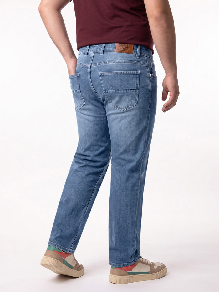 Plus Men's Light Blue Relaxed Fit Washed Denim Jeans Non-Stretchable