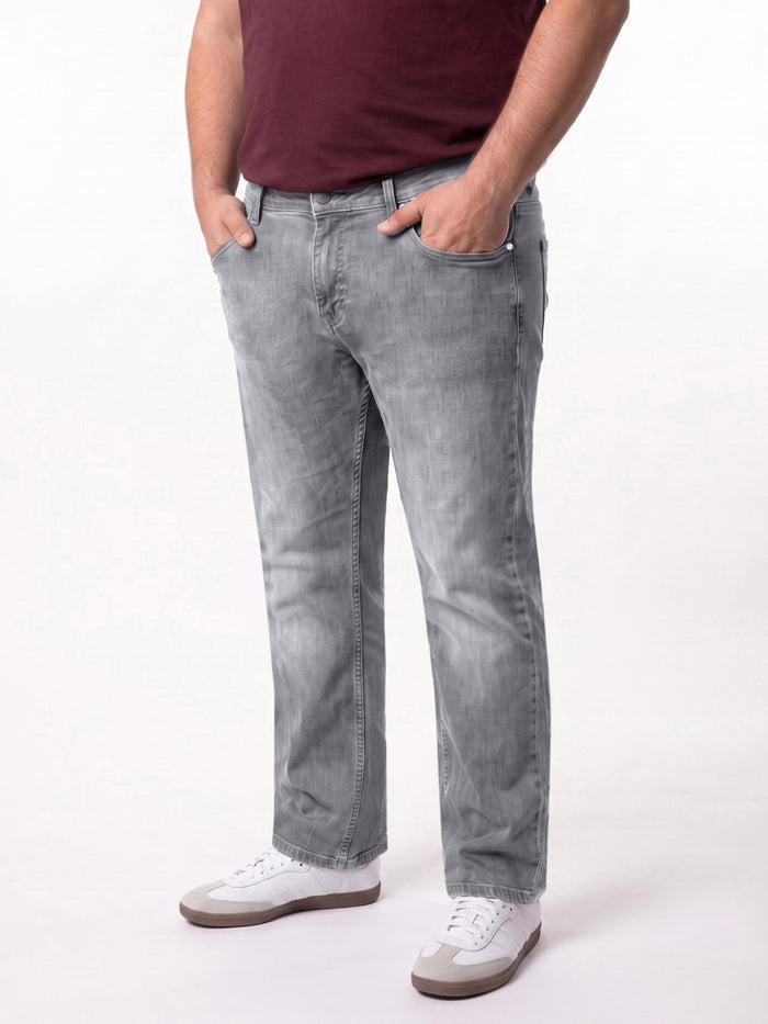 Plus Men's Light Grey Relaxed Fit Washed Denim Jeans Non-Stretchable