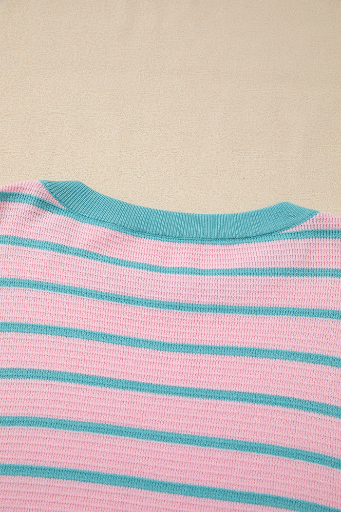 Pull ample à rayures roses et col rond *