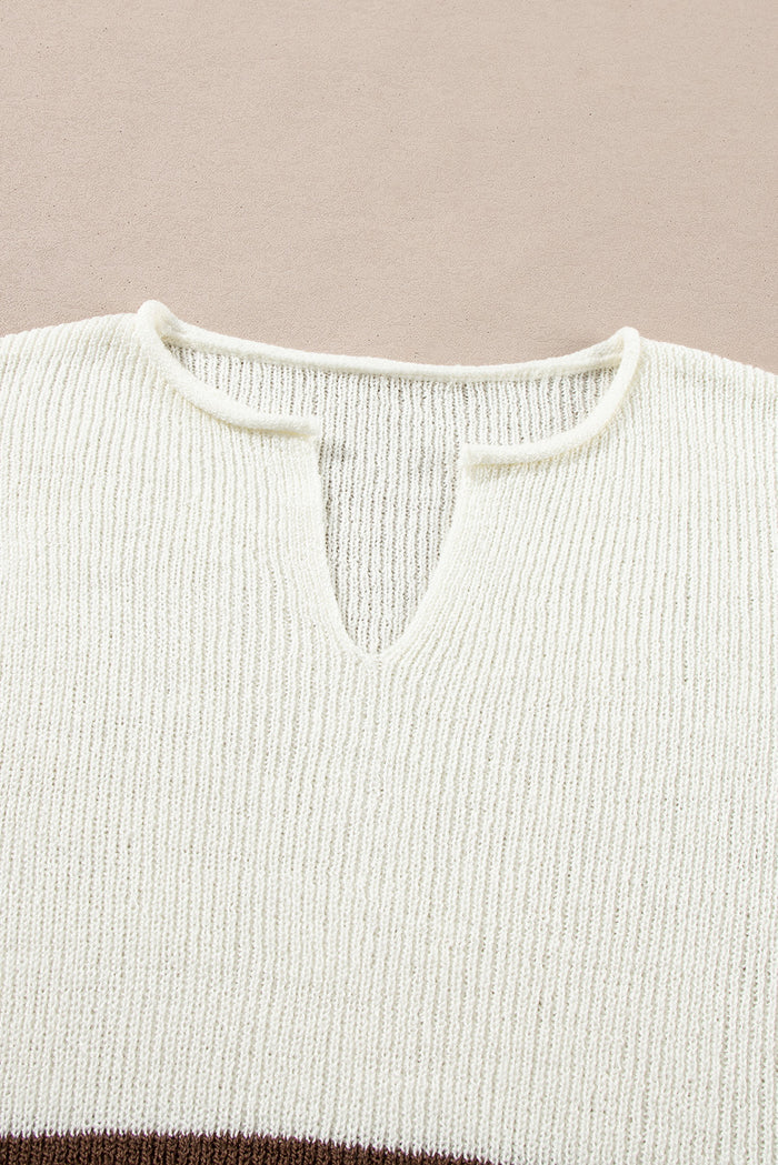 Pull manches courtes à col en V cranté et rayé marron *