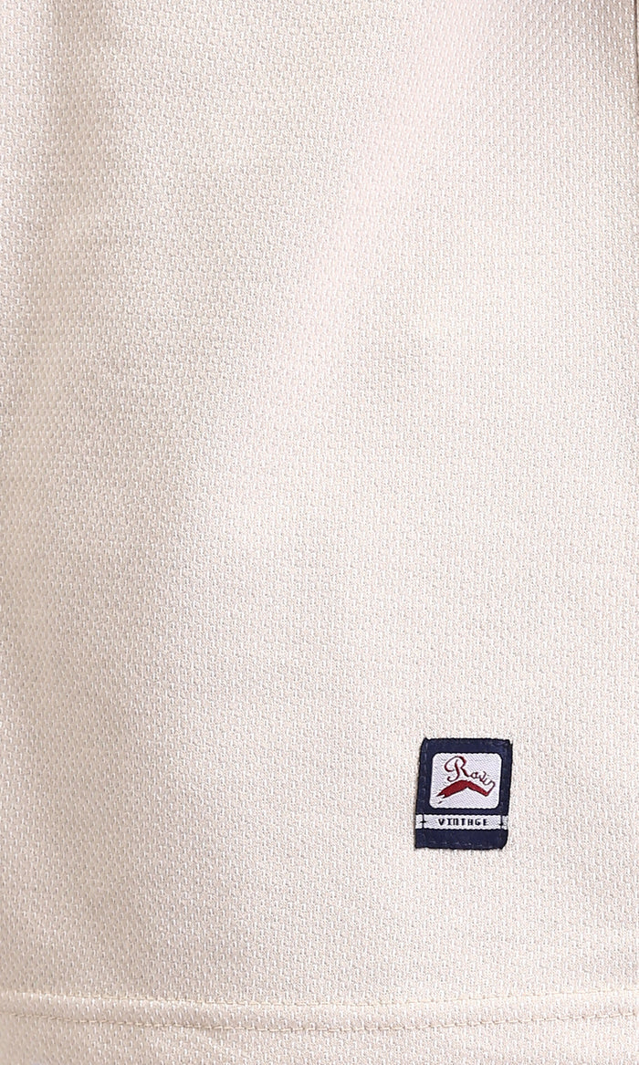 R210245 - Solid Pattern Slip On Basic Tee - Light Beige