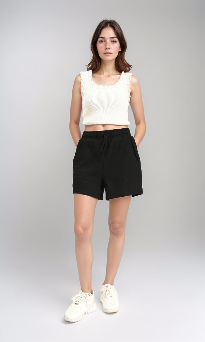 R210507 - Textured Feminine Short with Side Pockets - Black