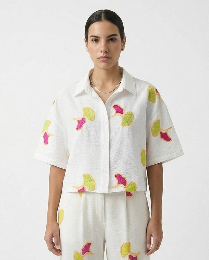 Ravin Ginkgo Leaf Embroidered Linen Cropped Shirt - White & Magenta - R216951