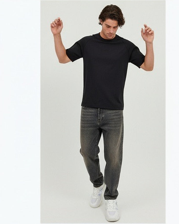 Ravin Men's Herringbone Textured Raglan Performance T-Shirt – Black - R216810
