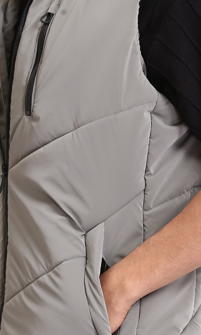 Ravin Men’s Hooded Puffer Vest – Chevron Quilted Technical Gilet with Zip Pocket - O202805