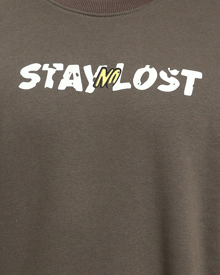 RAVIN Men’s Relaxed-Fit Graphic Sweatshirt – “Stay Lost” Streetwear Collection - Khaki - R215071