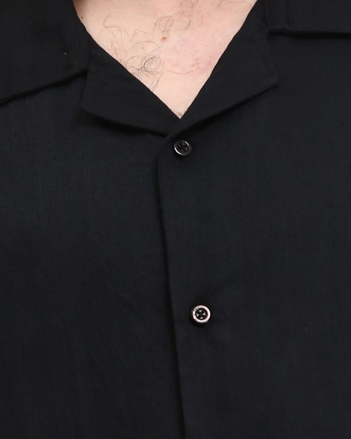 RAVIN | Men's Textured Cuban Collar Short Sleeve Shirt - Black - R209812