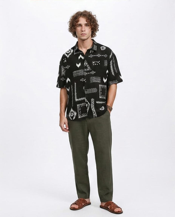 Ravin Men’s Tribal Woodblock Print Camp Collar Shirt – Black & White - R209205