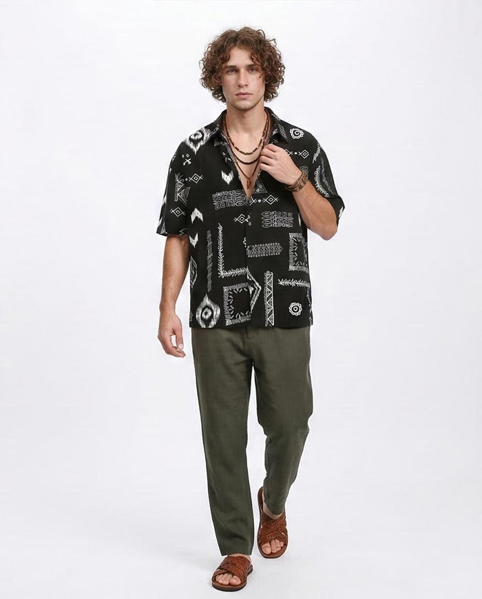 Ravin Men’s Tribal Woodblock Print Camp Collar Shirt – Black & White - R209205