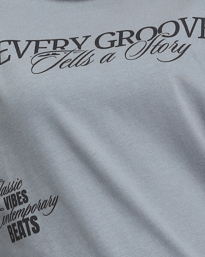 Ravin "Nefertiti: Every Groove" Oversized Graphic Tee - Slate Grey - R208497