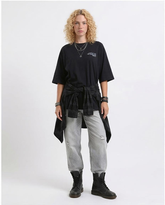RAVIN Oversized Raglan "Future Just Made" Graphic T-Shirt – Black - R205517