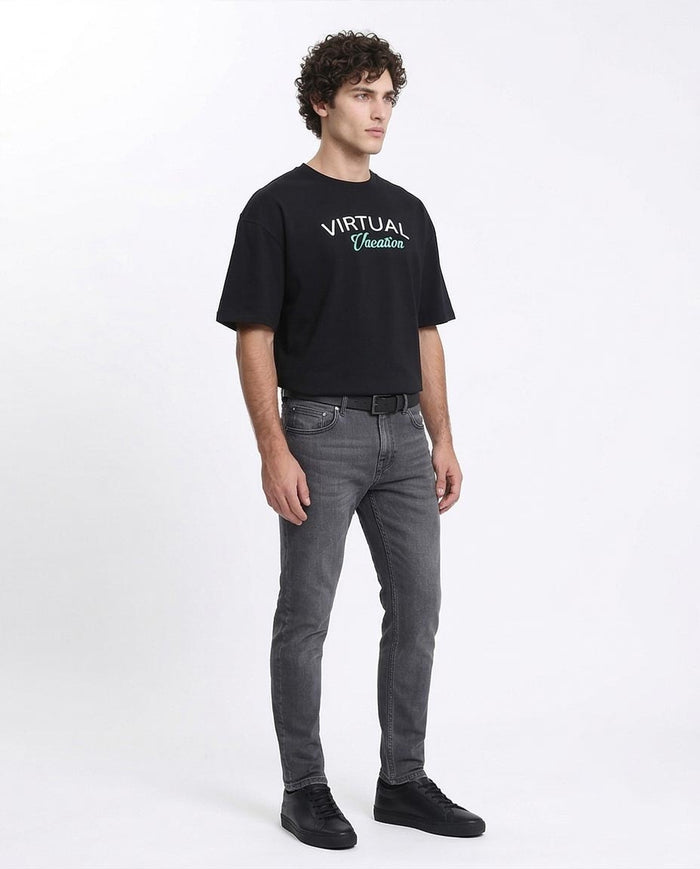 Ravin "Virtual Vacation" Oversized Graphic T-Shirt - Black - R209414